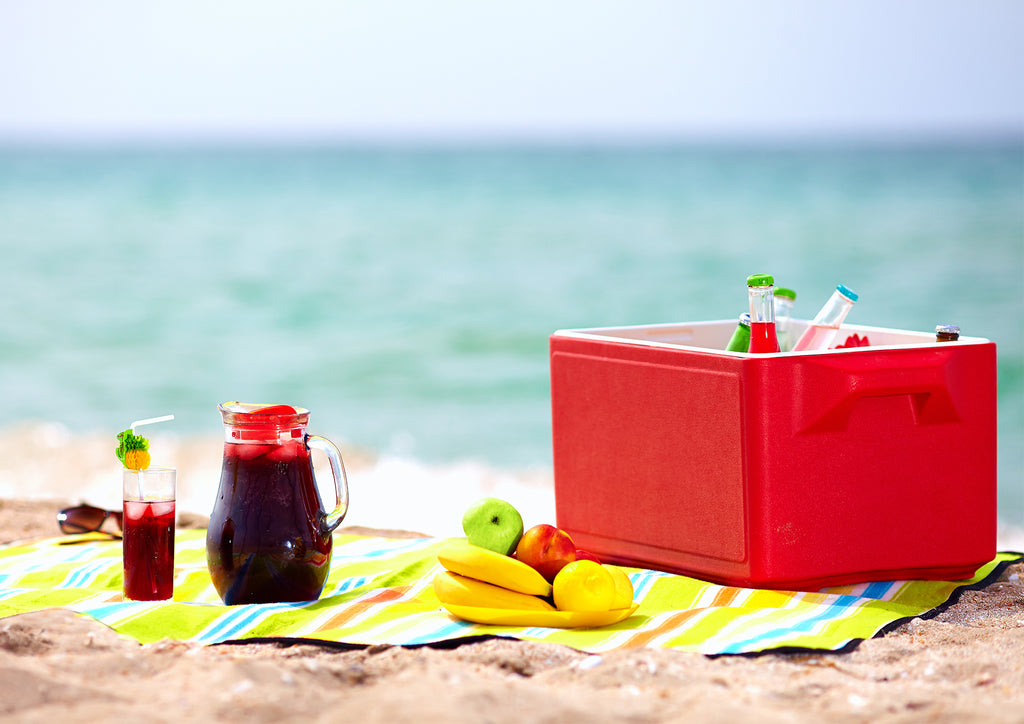 Foods You Shouldn't Eat at the Beach